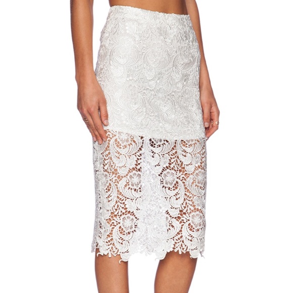 Blaque Label size Medium white lace skirt - Picture 2 of 6